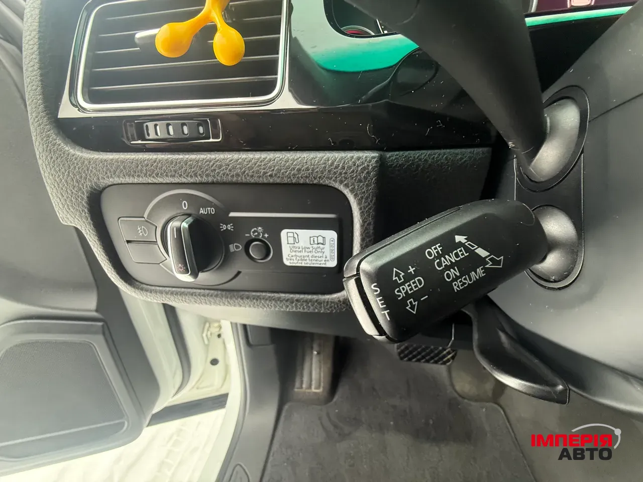 Volkswagen Touareg - фото 15