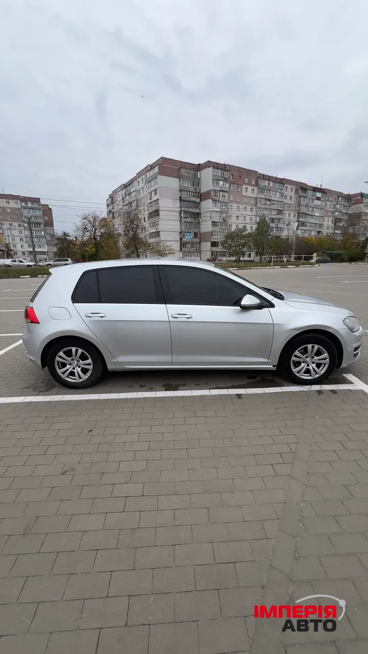 Volkswagen Golf - фото 4