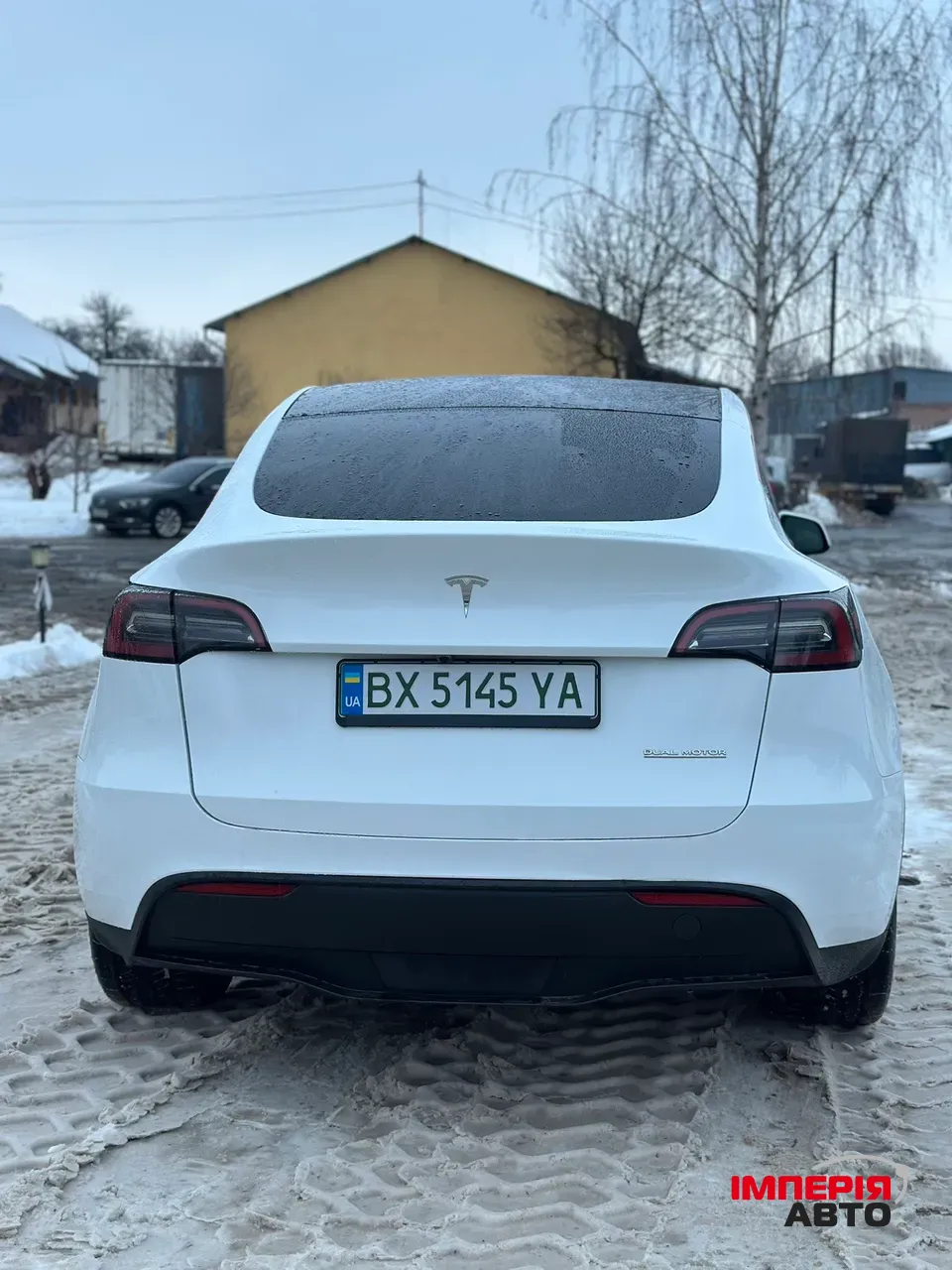 Tesla Model Y - фото 3