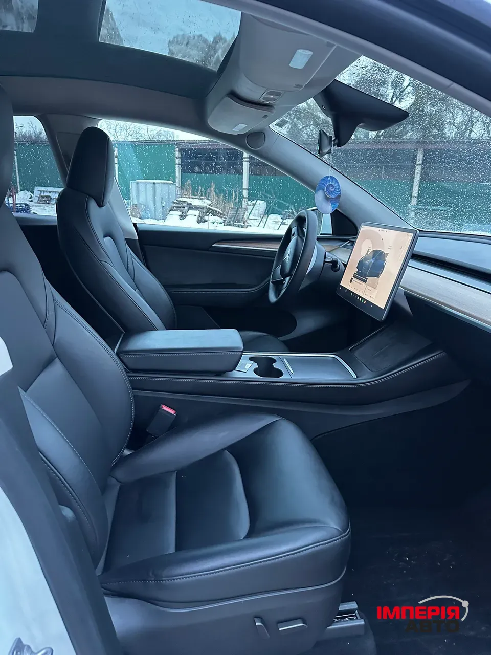 Tesla Model Y - фото 8