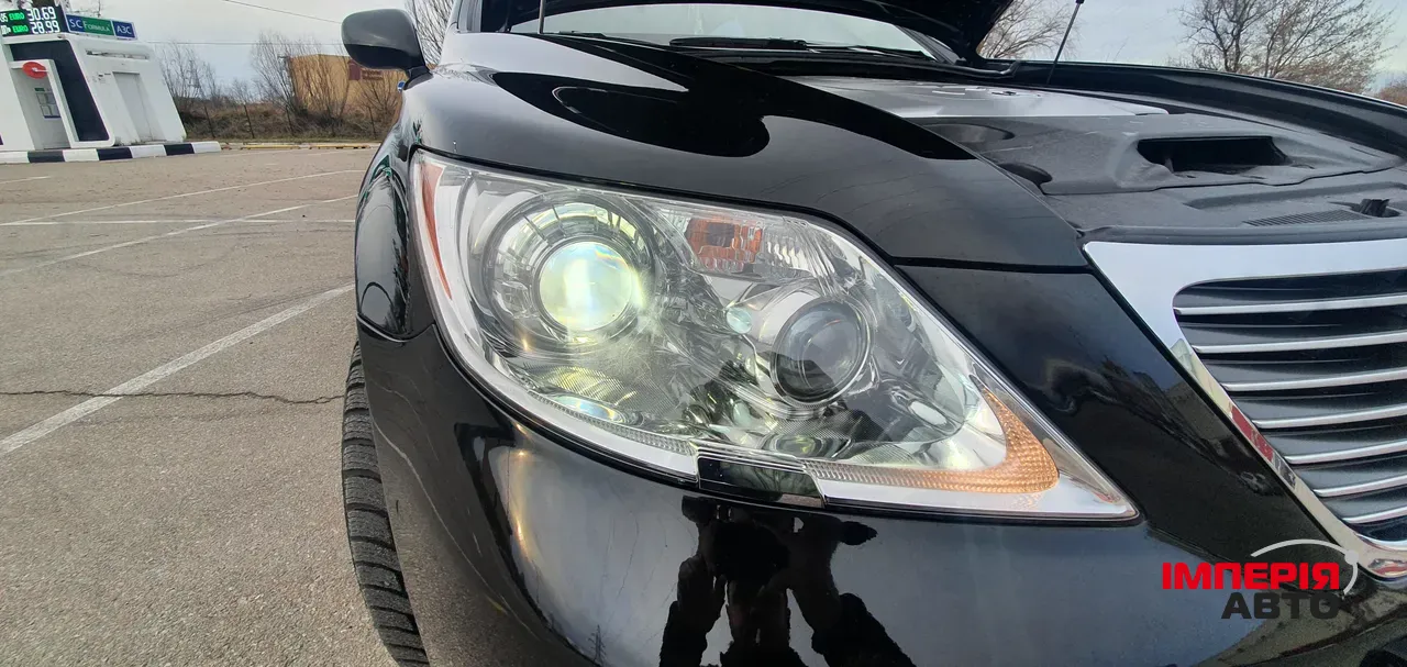 Lexus LS - фото 11