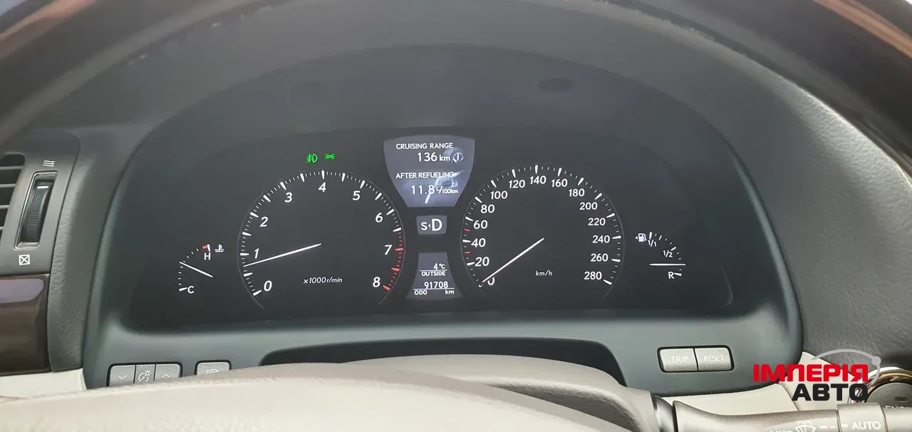 Lexus LS - фото 4