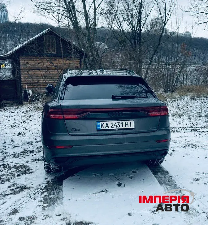Audi Q8 - фото 5