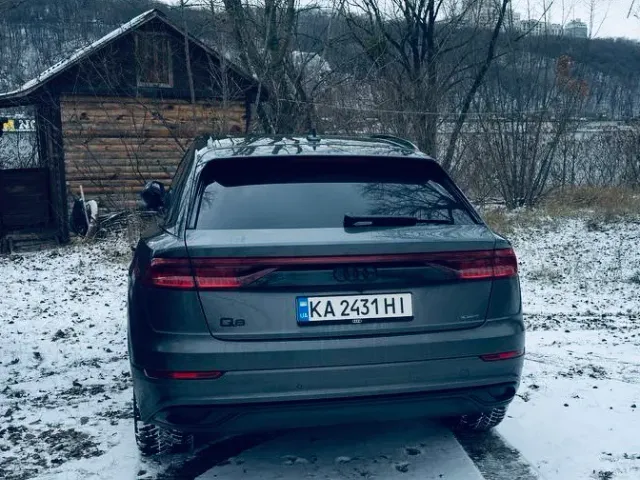 Audi Q8 - фото 5