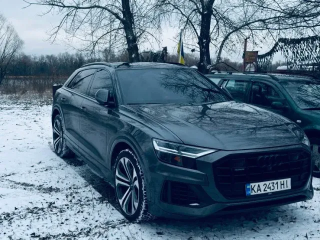 Audi Q8 - фото 1