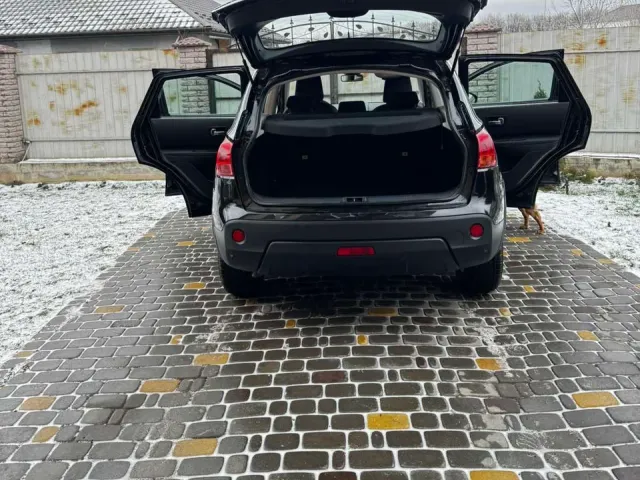 Nissan Qashqai - фото 5