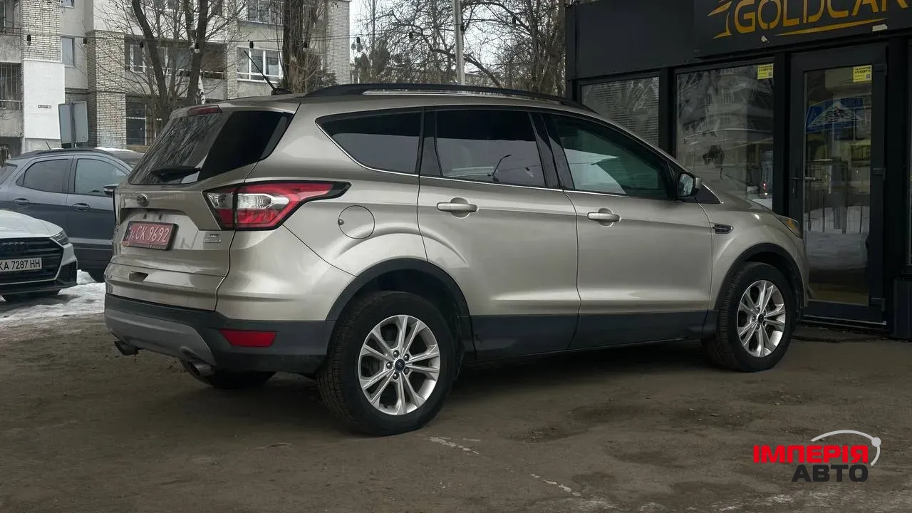 Ford Escape - фото 10