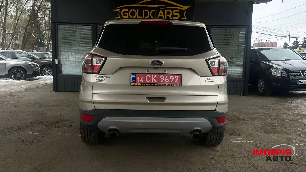 Ford Escape - фото 9