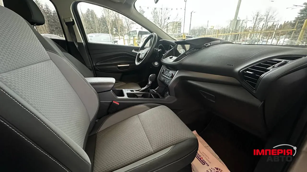 Ford Escape - фото 4