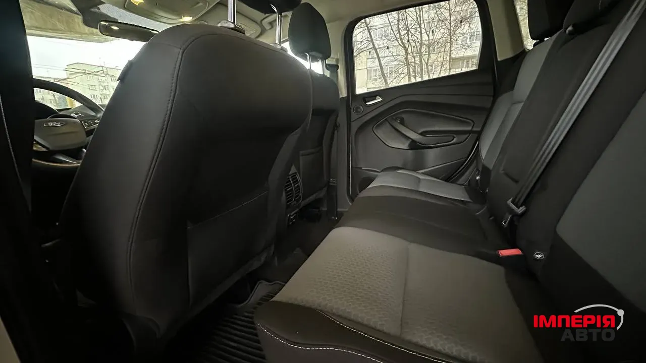 Ford Escape - фото 6