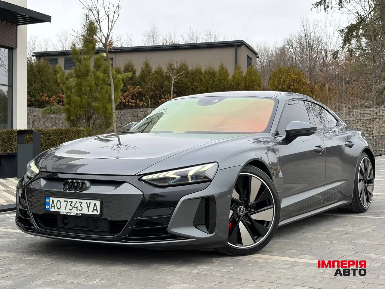 Audi e-tron GT - фото 2