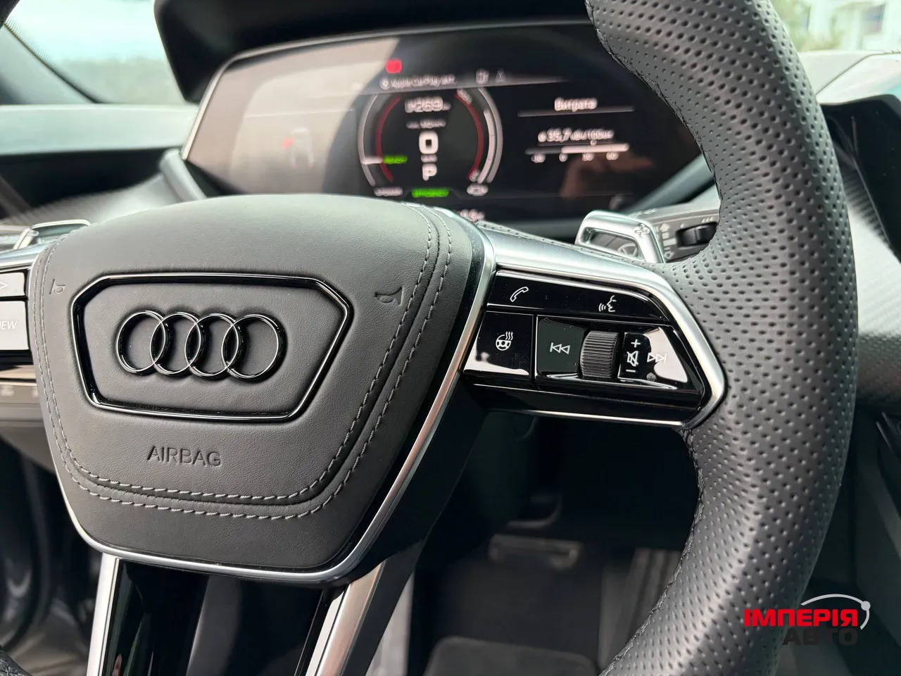 Audi e-tron GT - фото 22