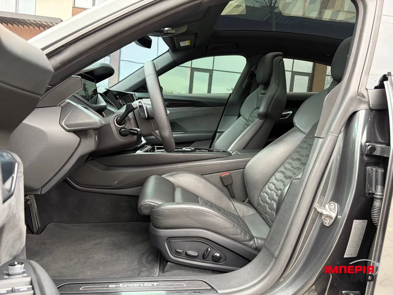 Audi e-tron GT - фото 16