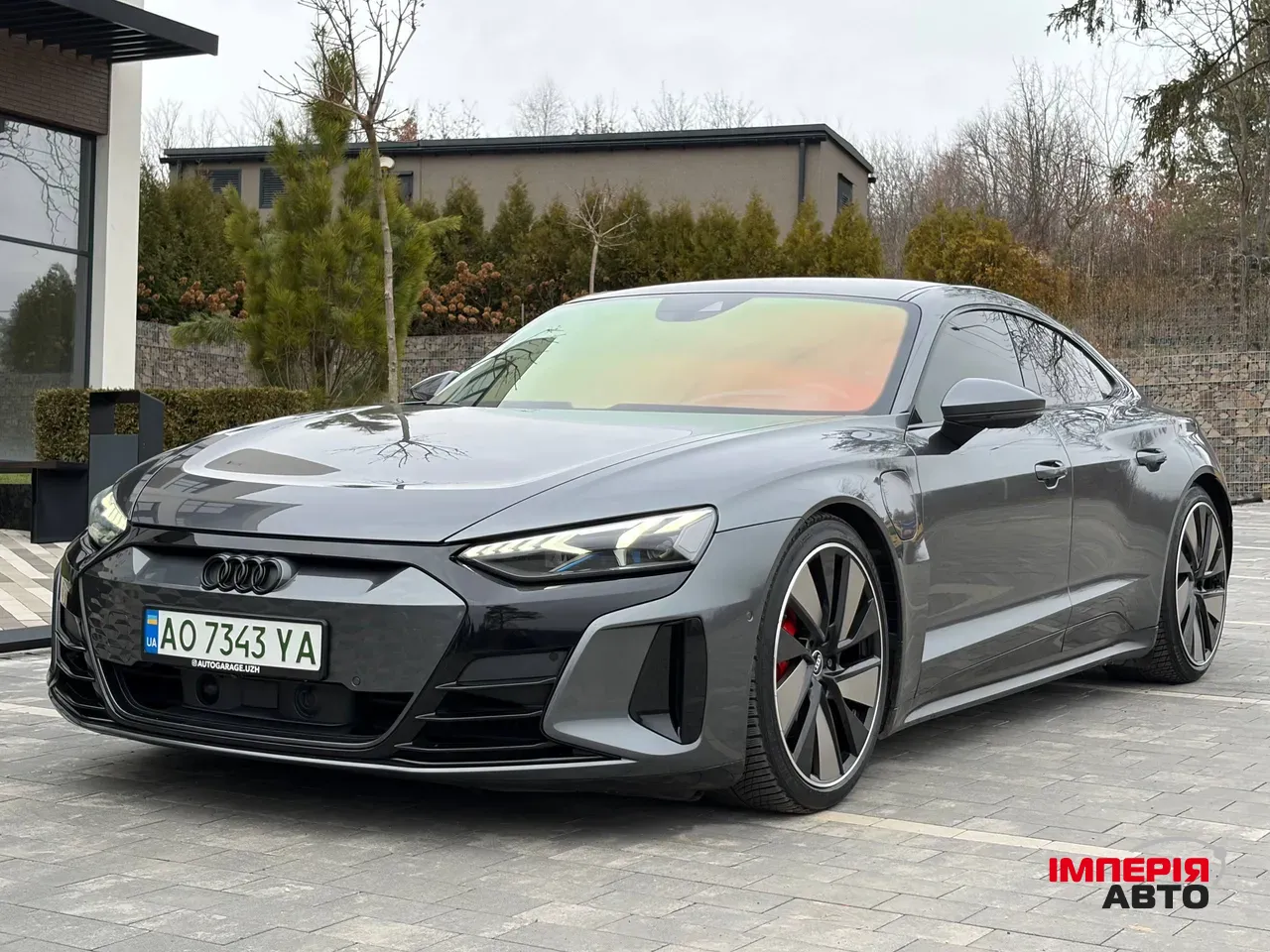 Audi e-tron GT - фото 4