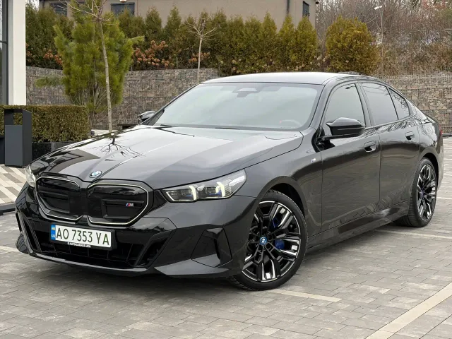 BMW i5 - фото 3