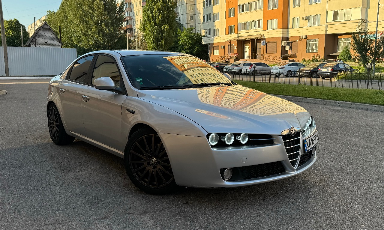 Alfa Romeo 159 - фото 2