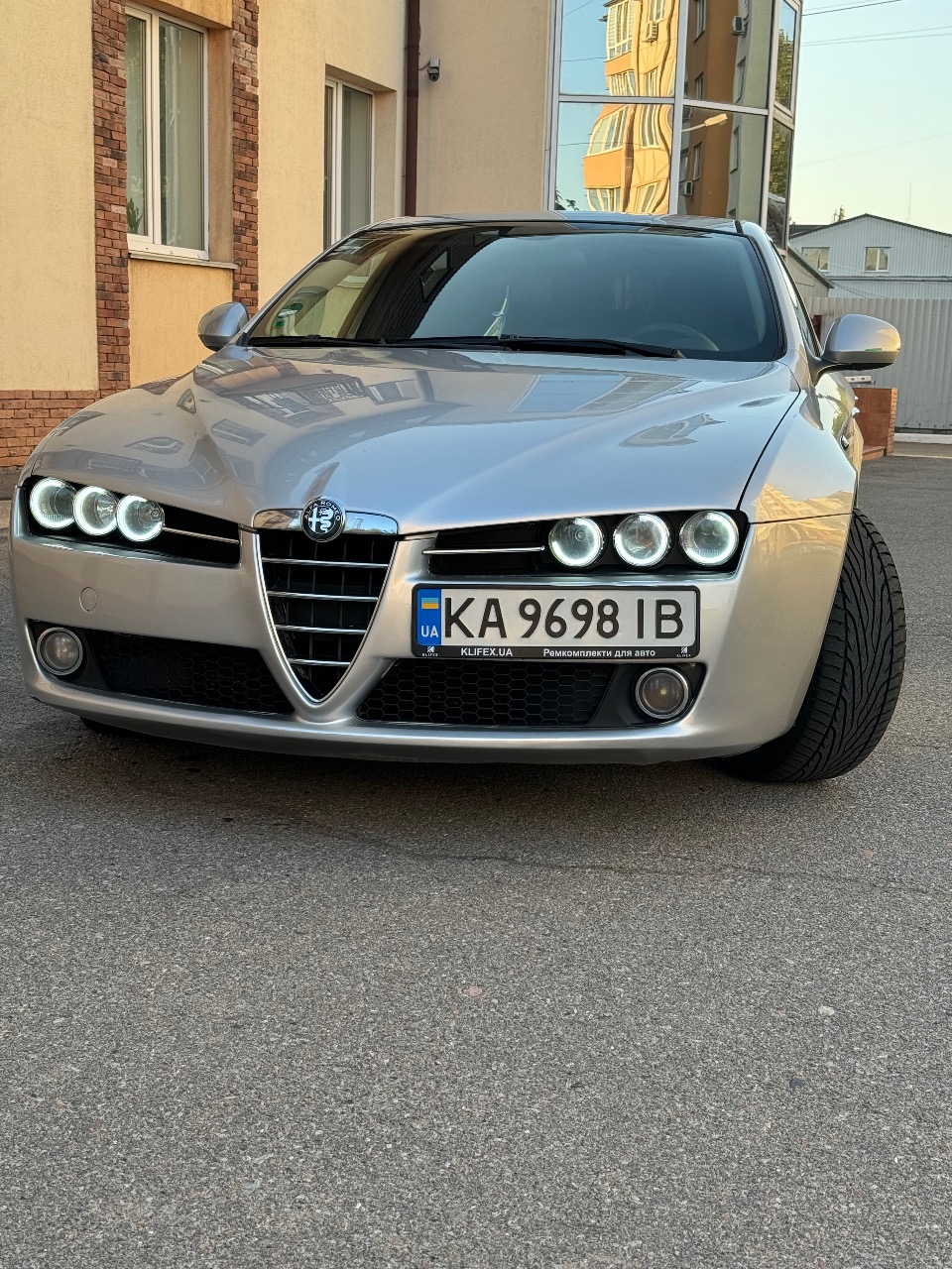 Alfa Romeo 159 - фото 1