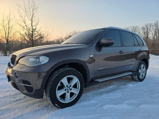 BMW X5 - фото 1