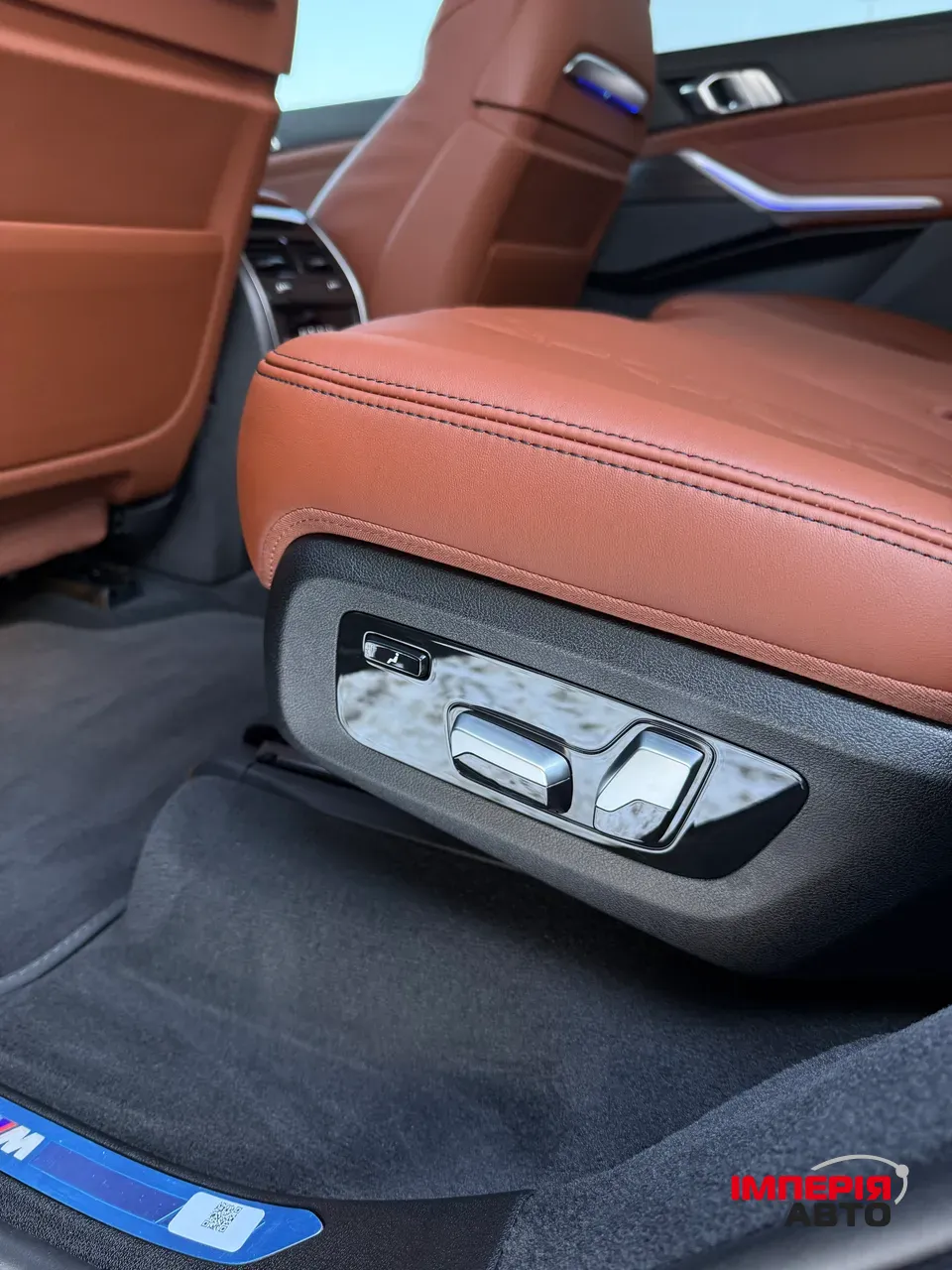 BMW X7 - фото 30