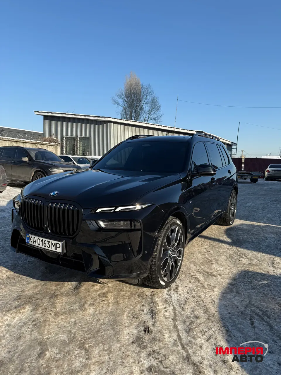 BMW X7 - фото 1