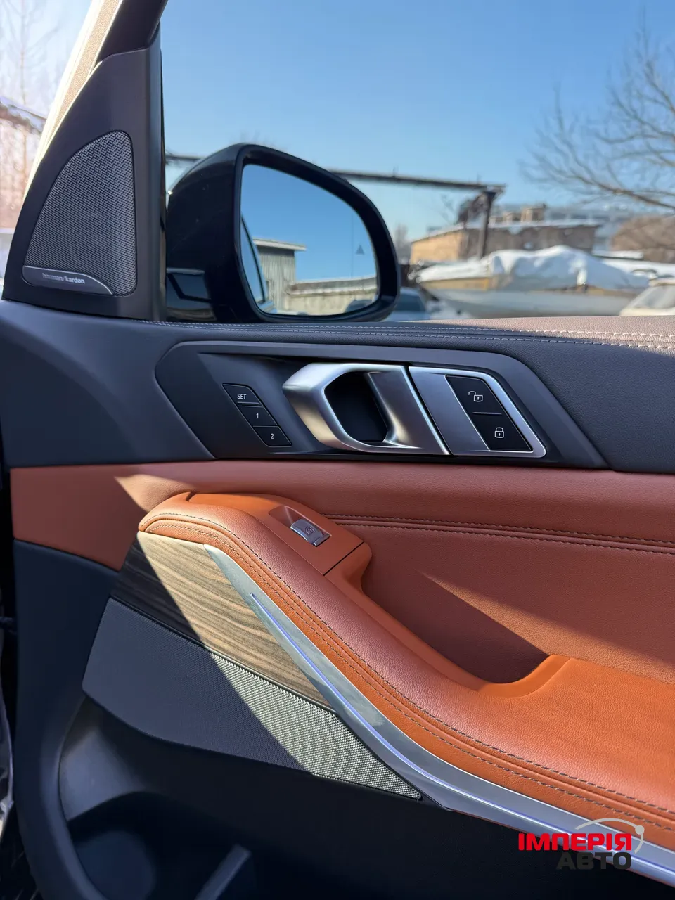 BMW X7 - фото 24