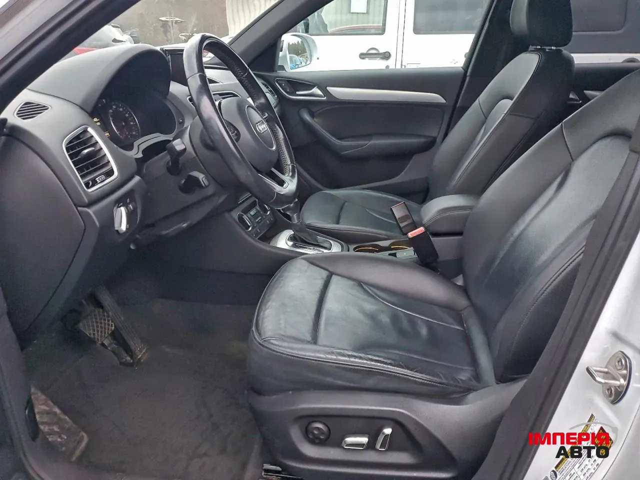 Audi Q3 - фото 7