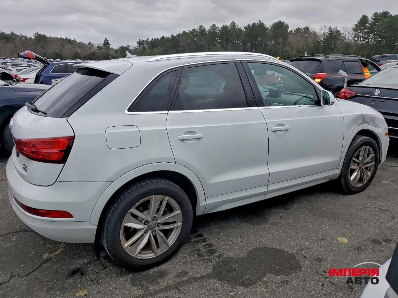 Audi Q3 - фото 6
