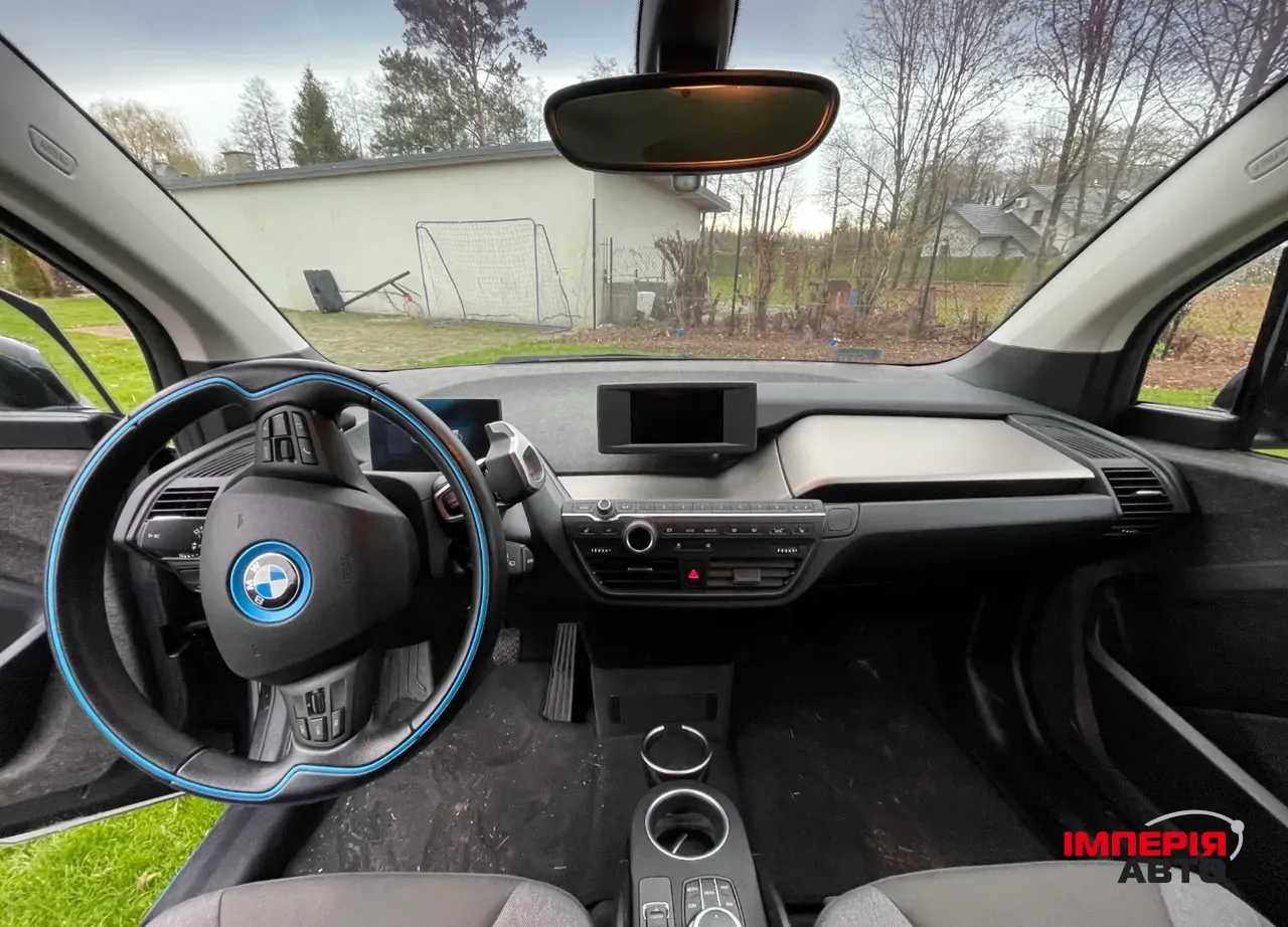 BMW i3 - фото 4