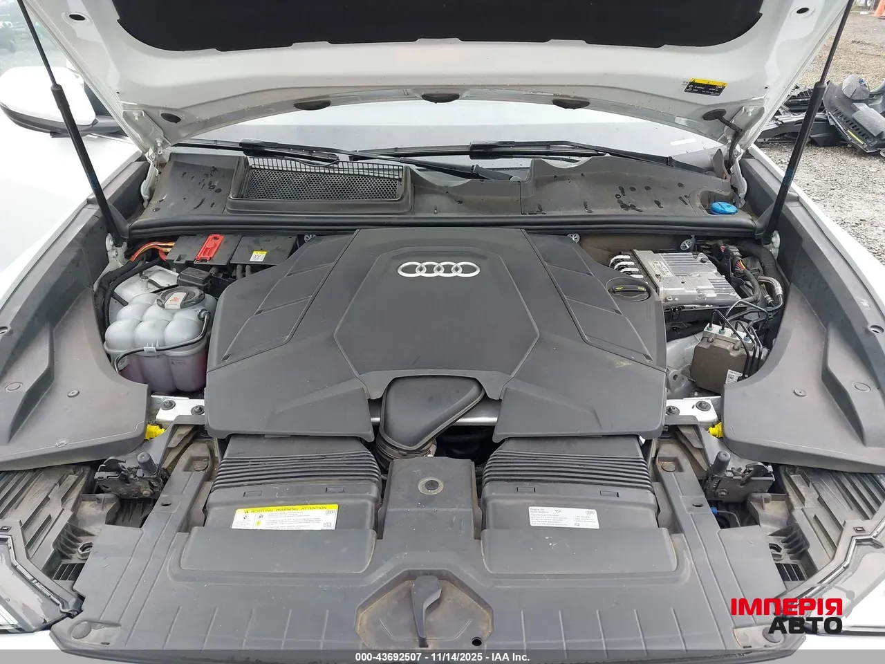 Audi Q8 - фото 12