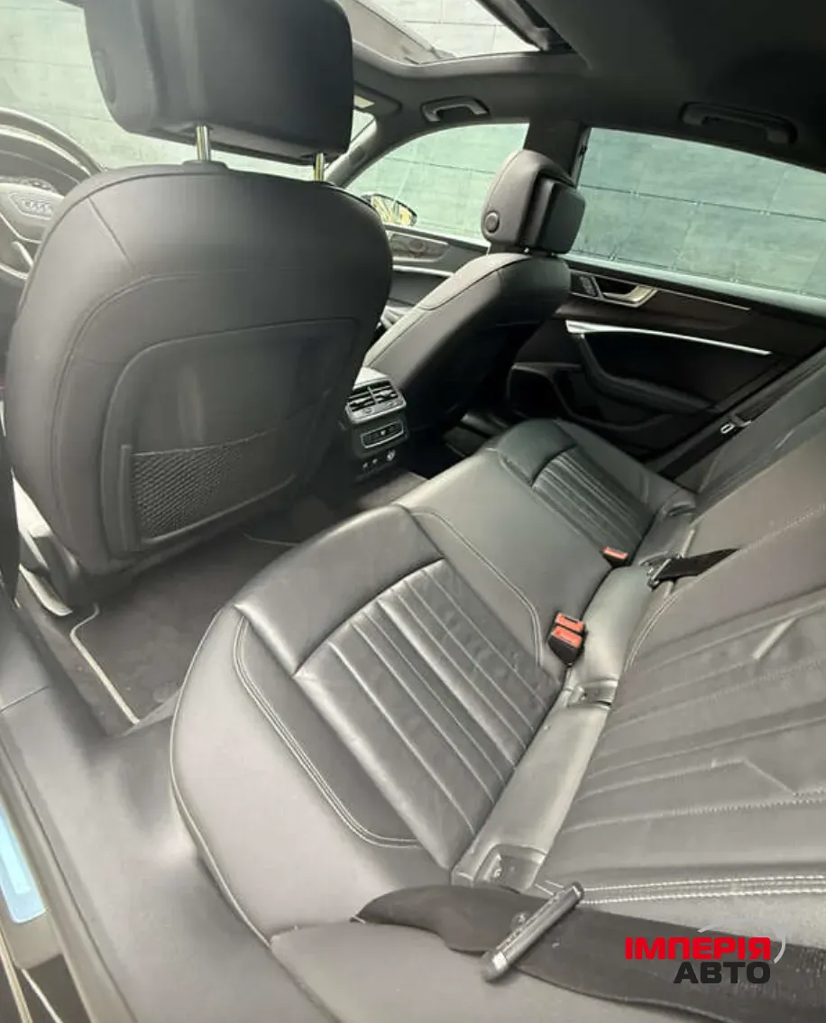 Audi A7 - фото 7