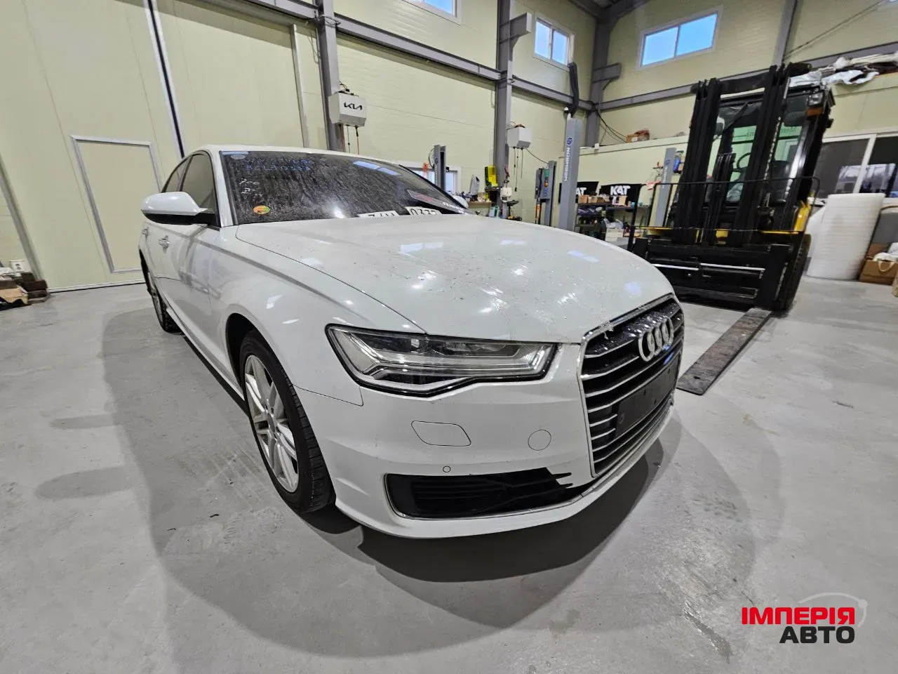 Audi A6 - фото 7