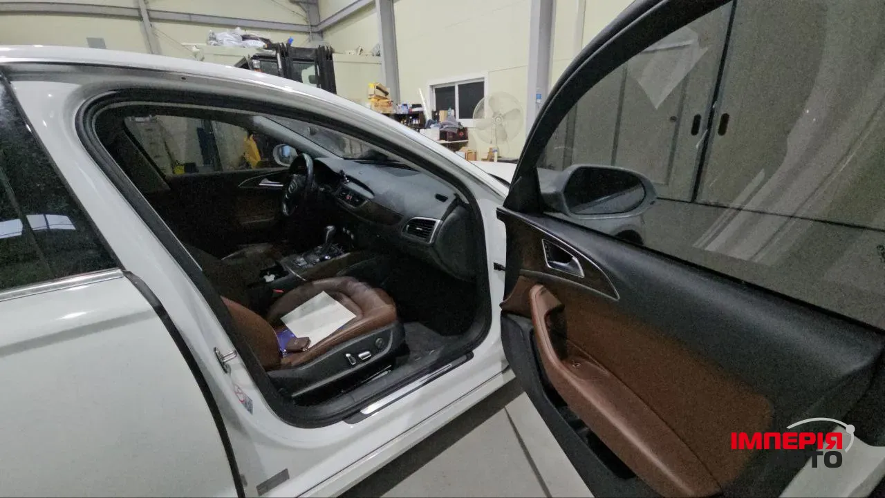 Audi A6 - фото 10