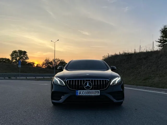 Mercedes-Benz E-Класс - фото 1