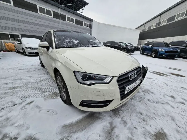 Audi A3 - фото 1