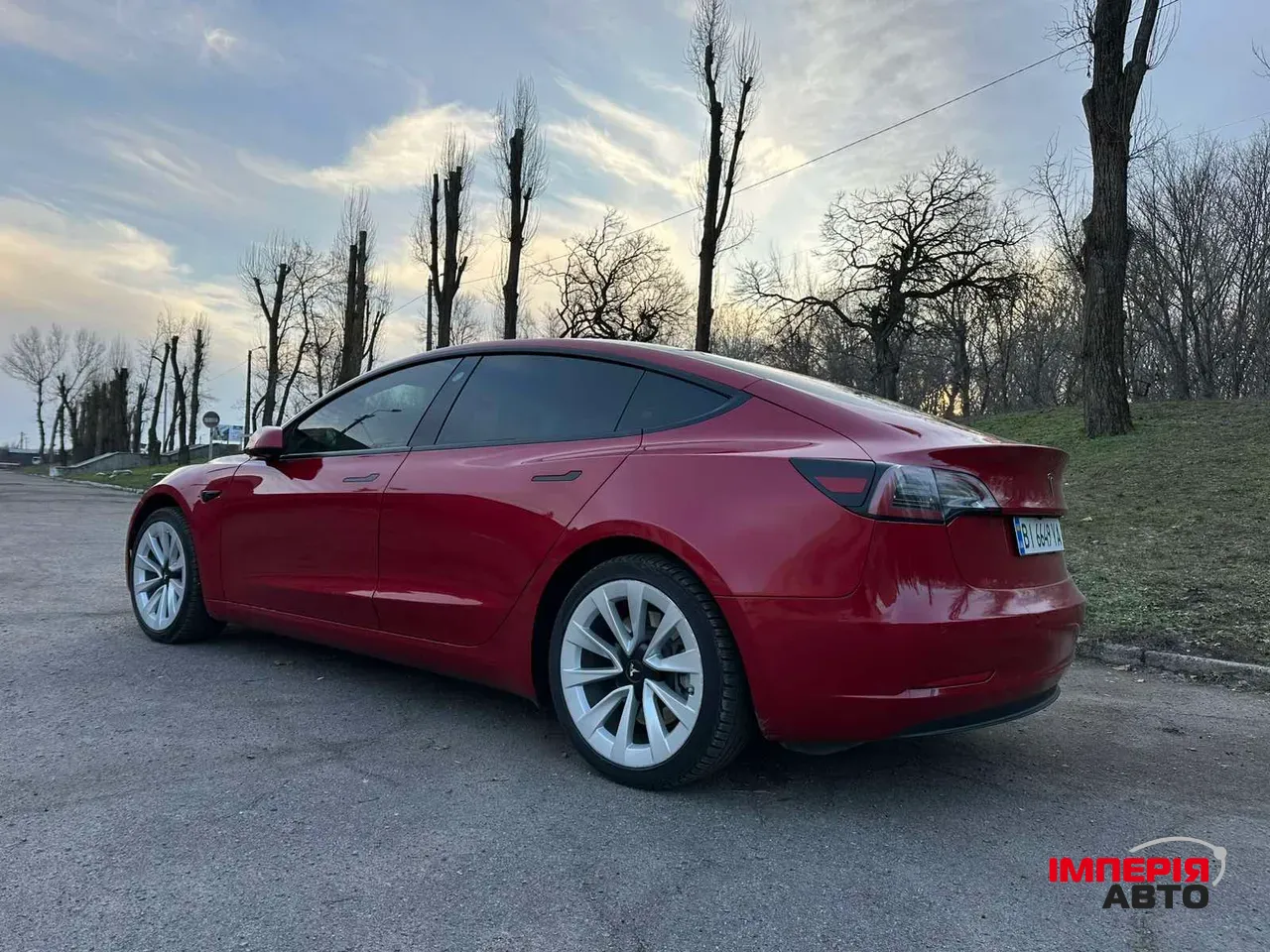 Tesla Model 3 - фото 5