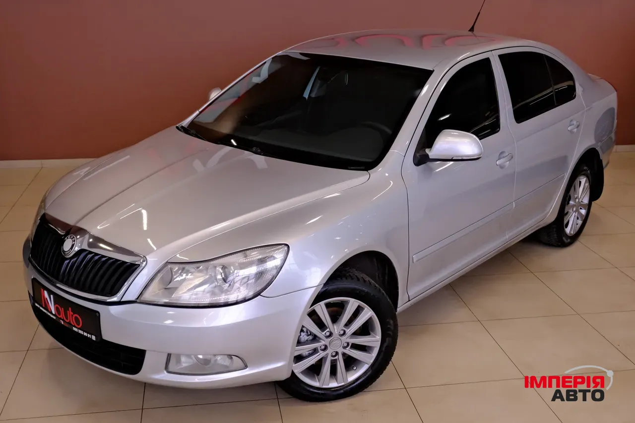 Skoda Octavia - фото 2