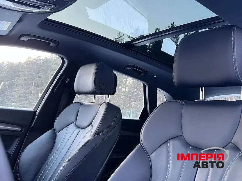 Audi Q5 - фото 8