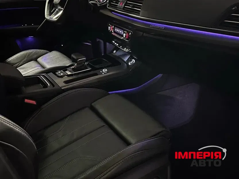 Audi Q5 - фото 13