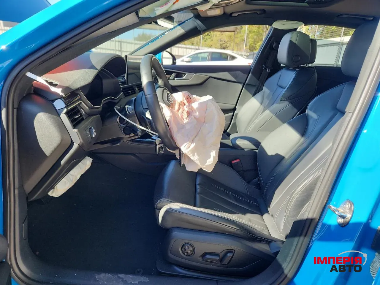 Audi A4 - фото 7