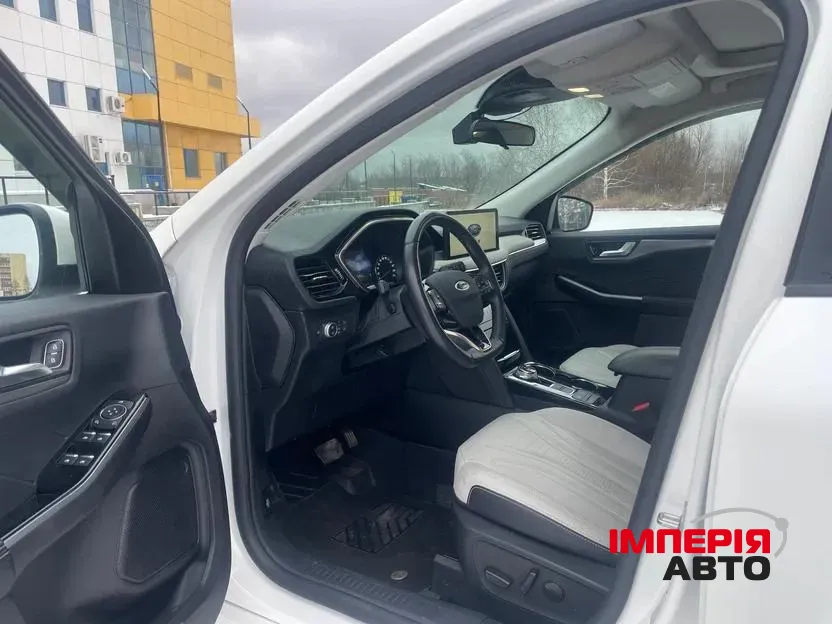 Ford Escape - фото 3