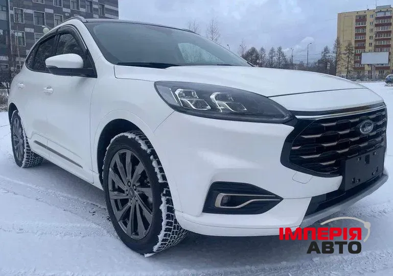 Ford Escape - фото 1