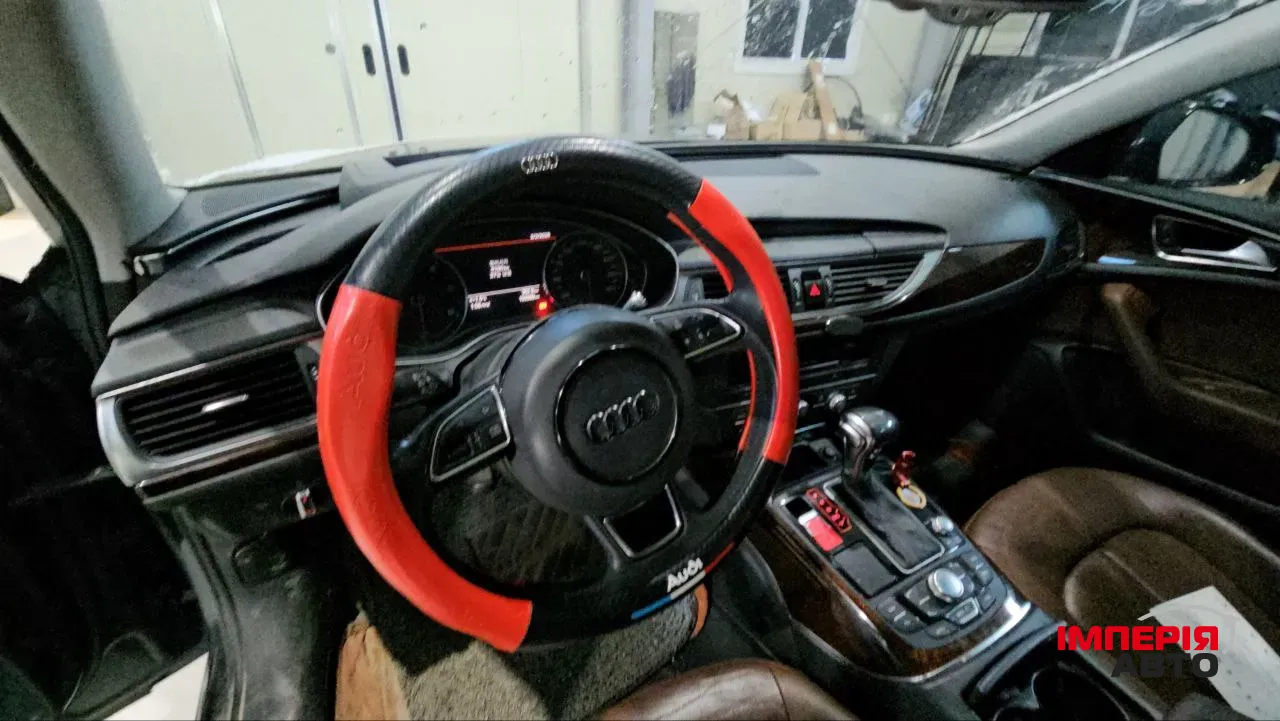 Audi A6 - фото 11