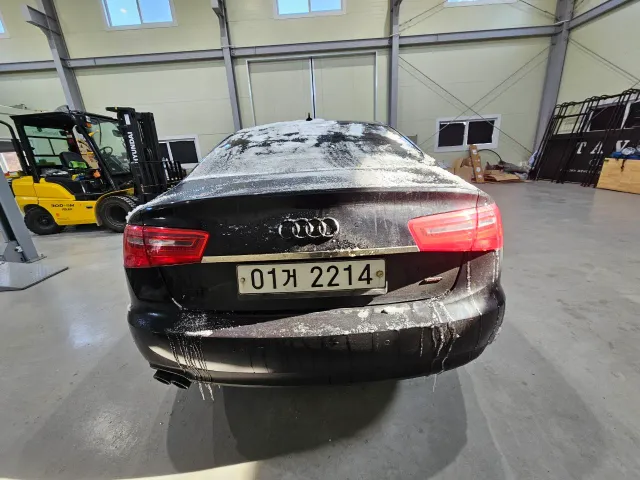 Audi A6 - фото 5