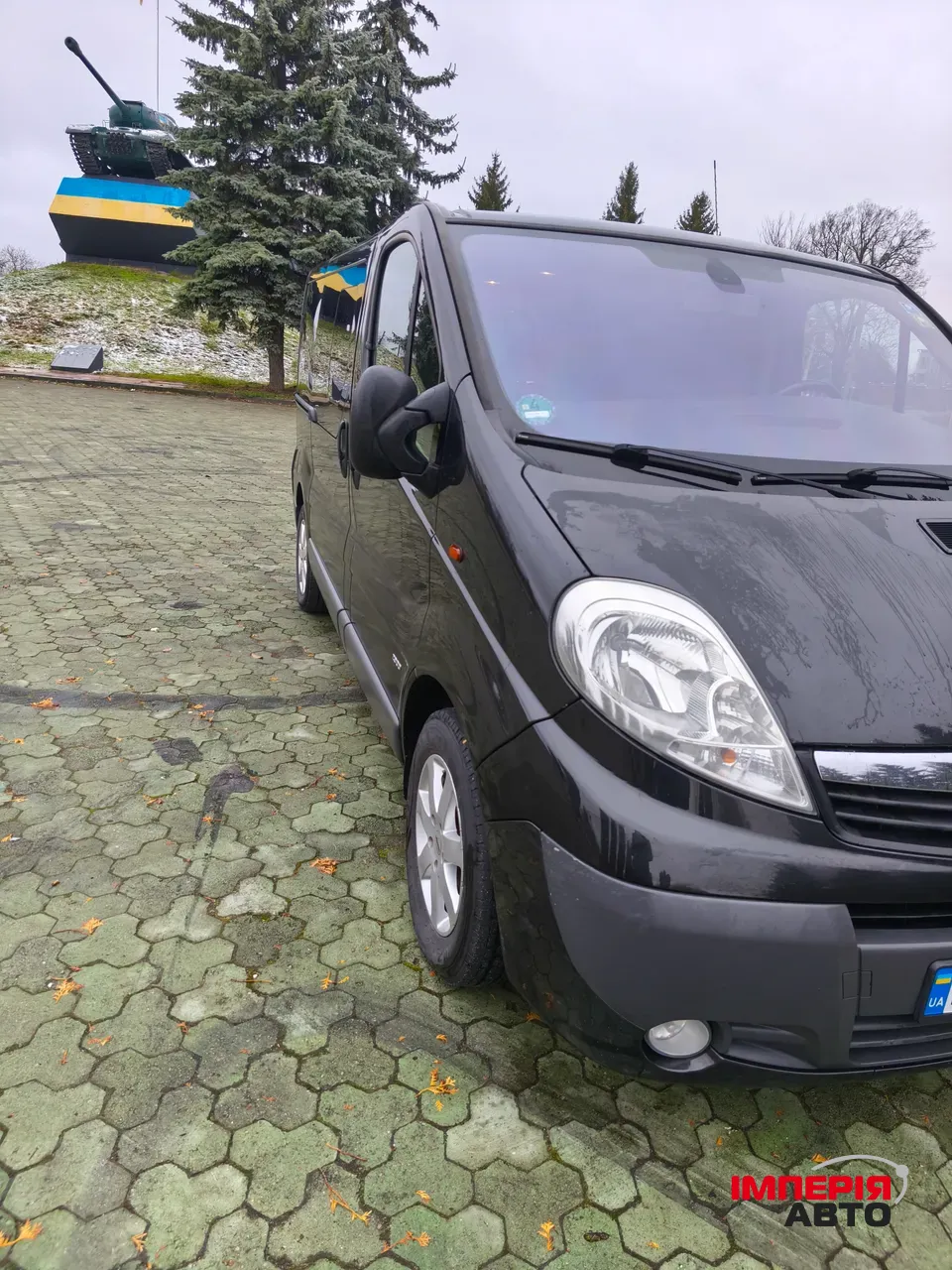 Opel Vivaro - фото 32