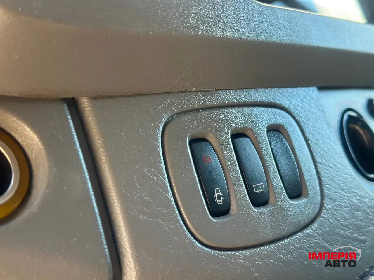 Opel Vivaro - фото 21