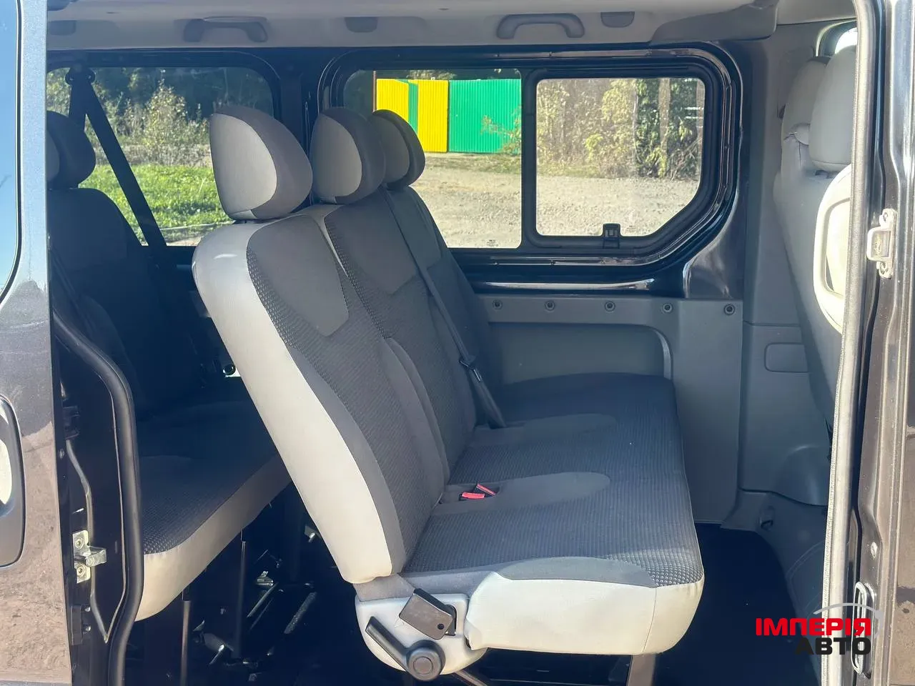 Opel Vivaro - фото 28