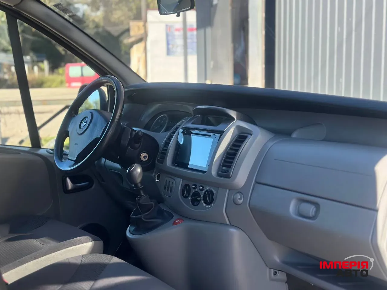 Opel Vivaro - фото 19