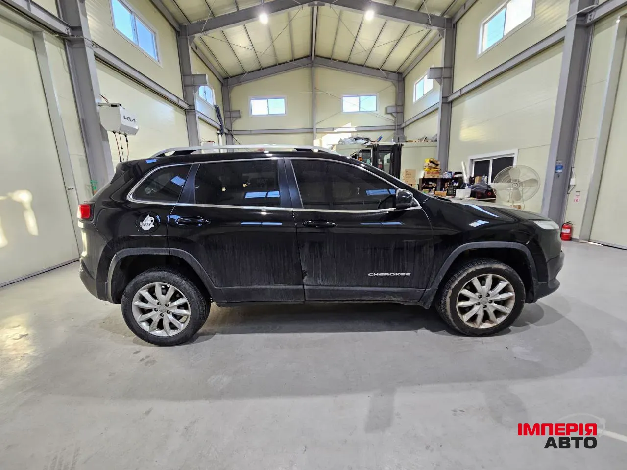 Jeep Cherokee - фото 7