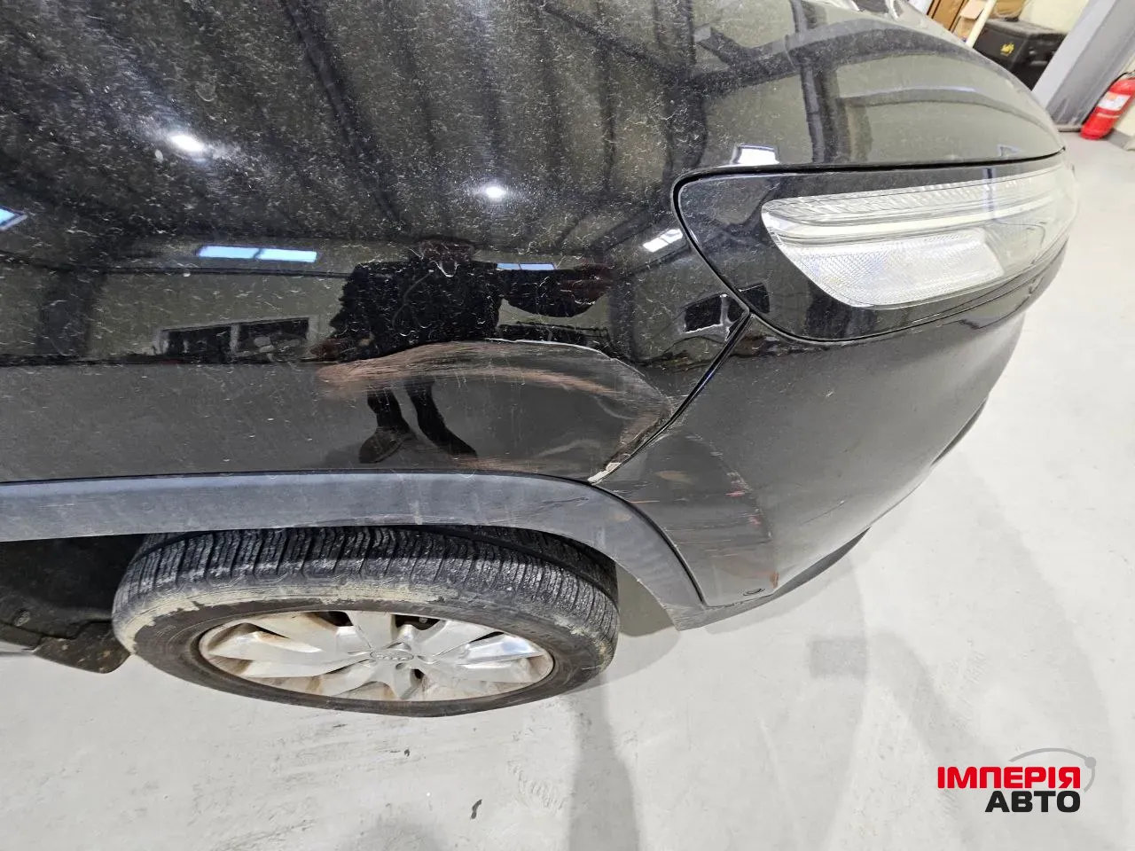 Jeep Cherokee - фото 8