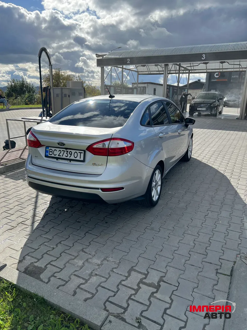 Ford Fiesta - фото 8